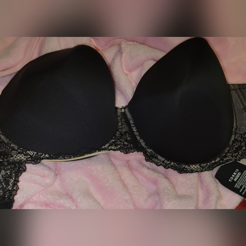 Torrid Strapless Bra Black Lace 46DDD (46F)